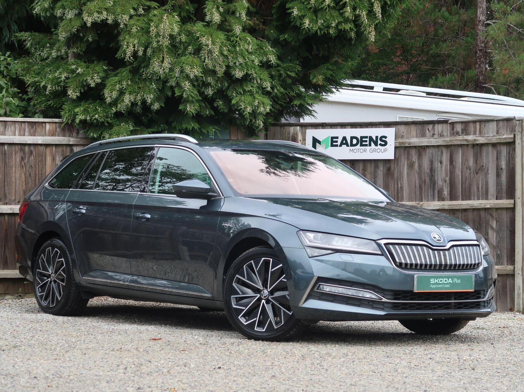 2021/21 Skoda Superb Estate