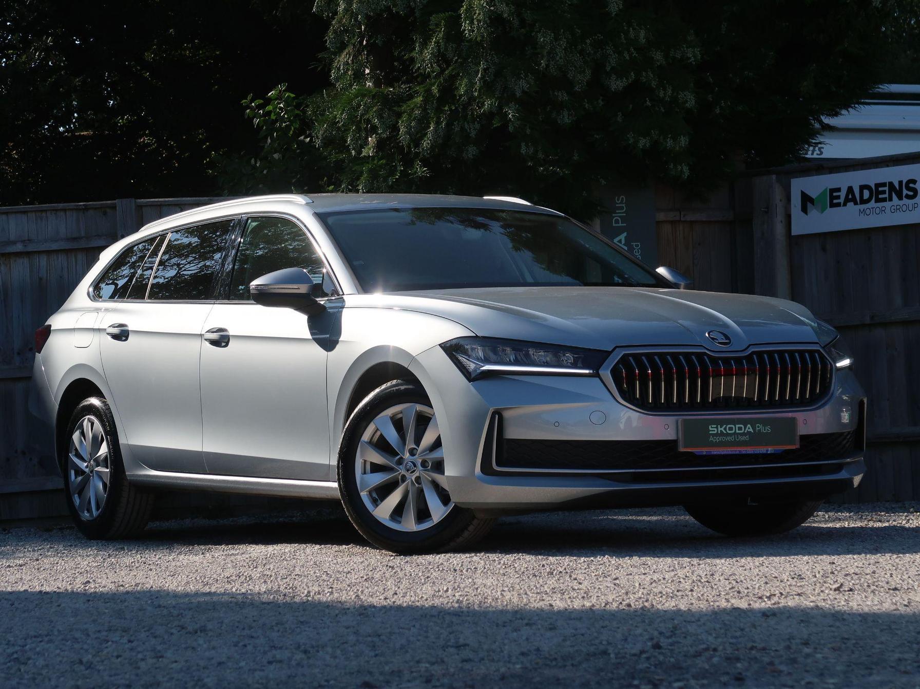 2024/24 Skoda Superb Estate