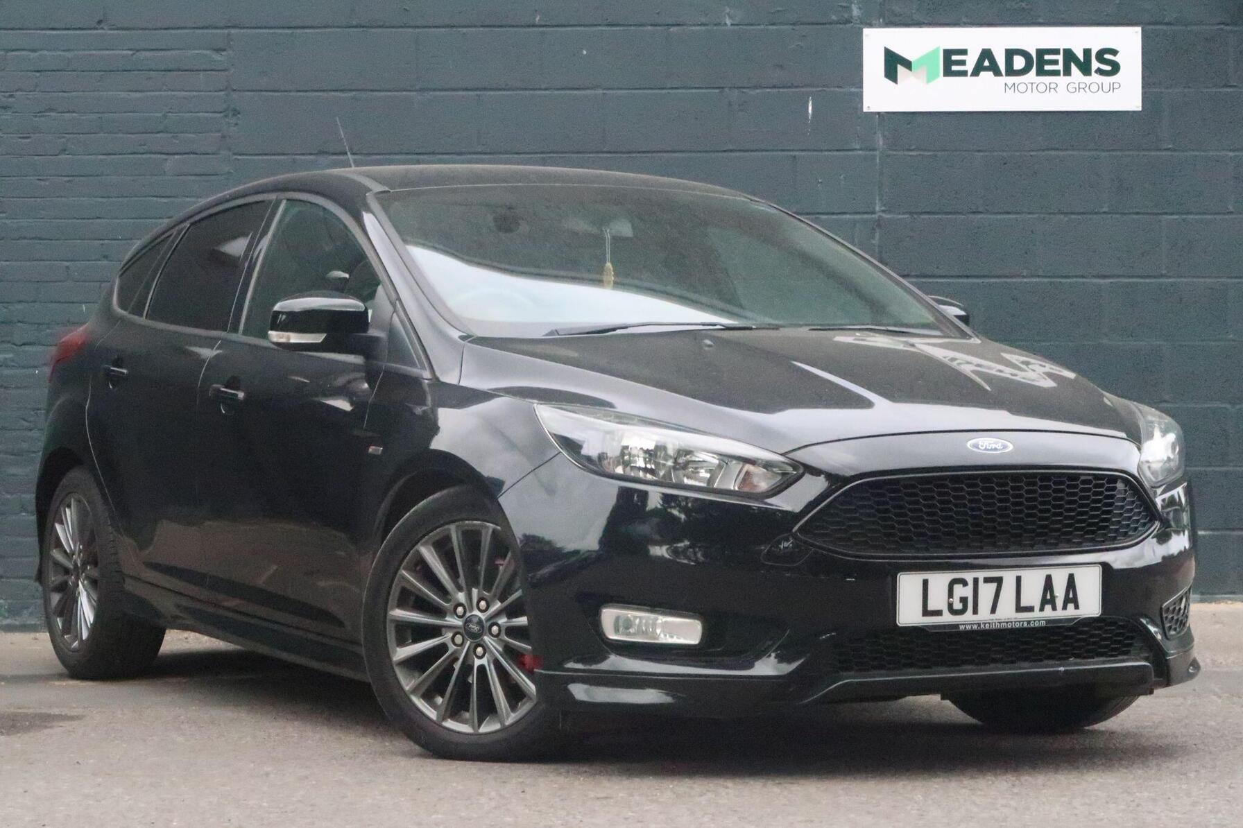 2017/17 Ford Focus 1.0T EcoBoost ST-Line Euro 6 (s/s) 5dr Hatchback